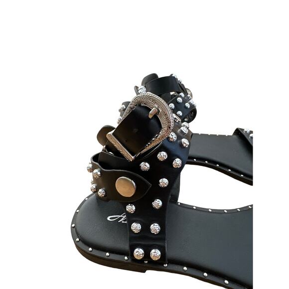 Mulanka - Faux leather Studded Western Buckle Gladiator Sandals in Black - Picture 2 of 4